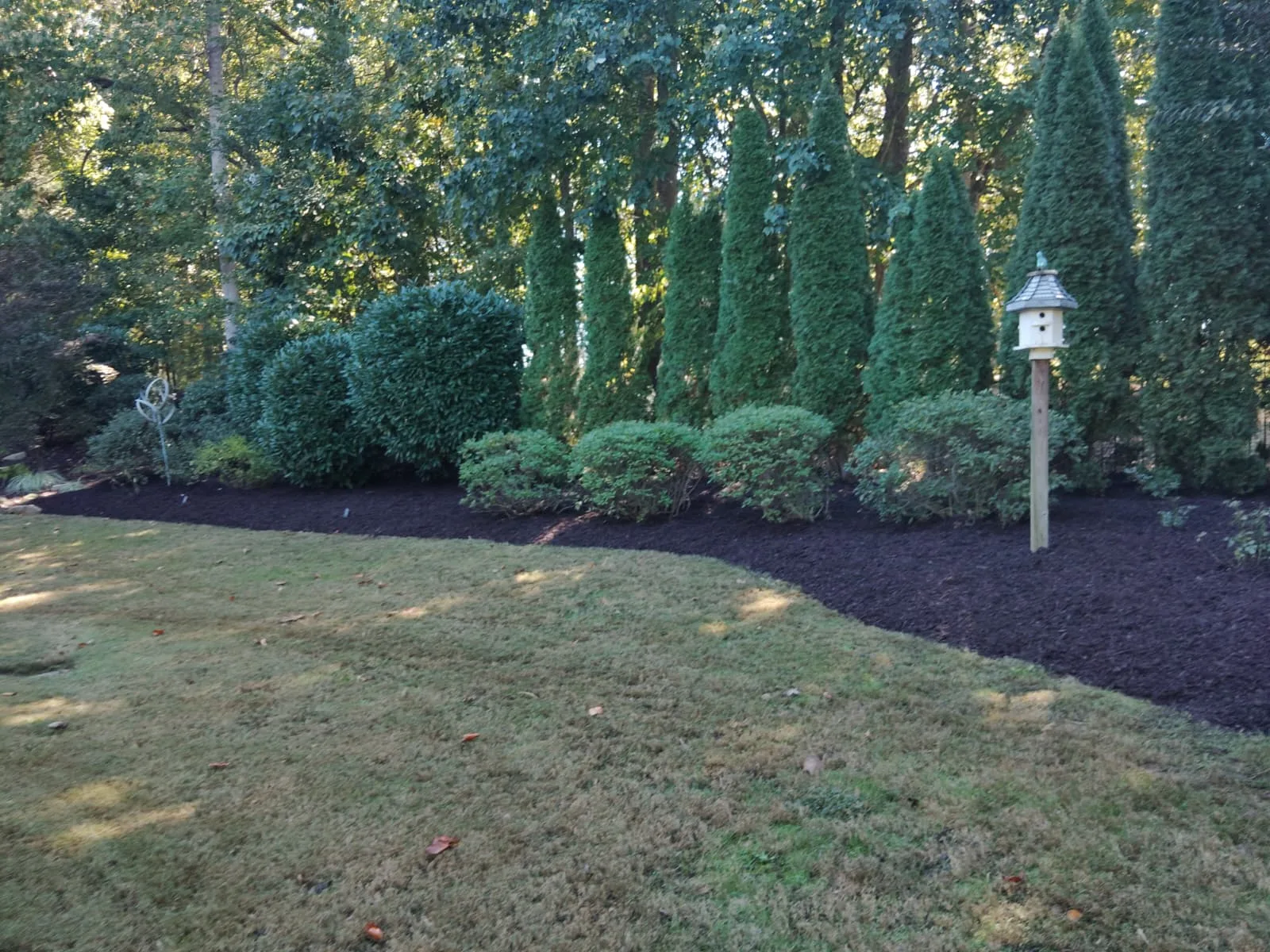 brown mulch installed Vinings